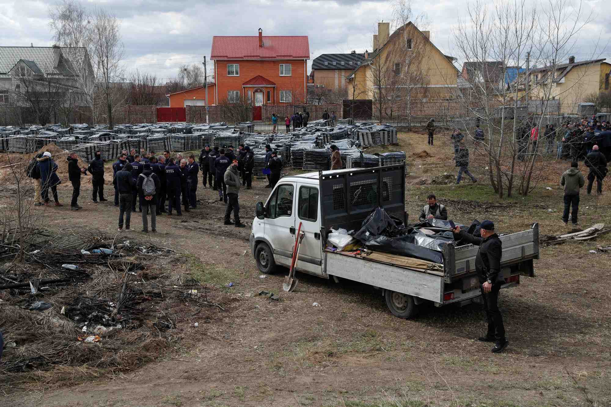 Ukraine: 403 corps ont ete retrouves a boutcha a ce jour, selon le maire