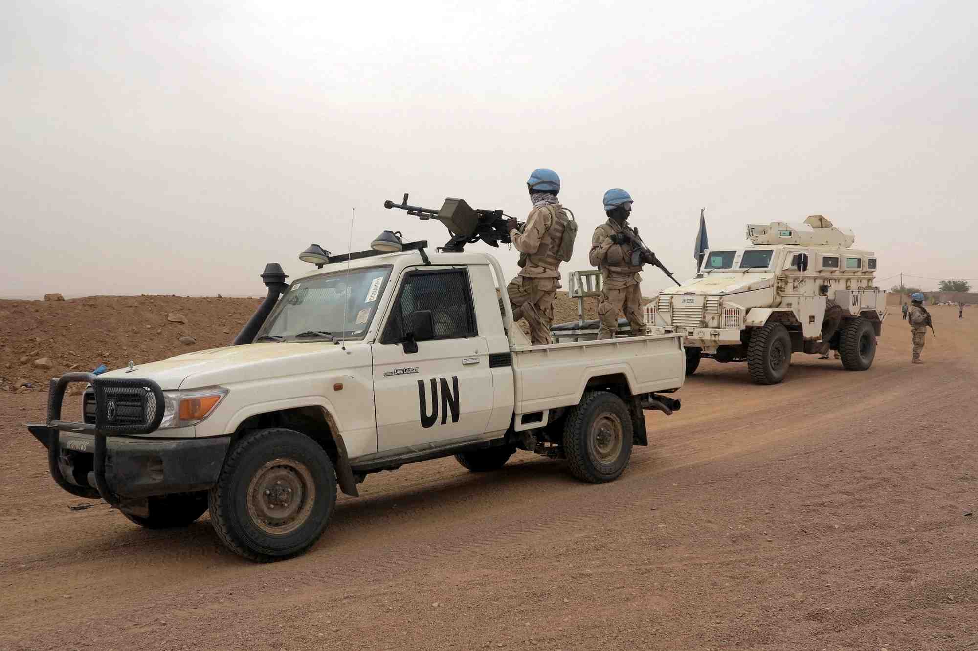 Photo d'archives : les casques bleus de l'onu patrouillent a kidal