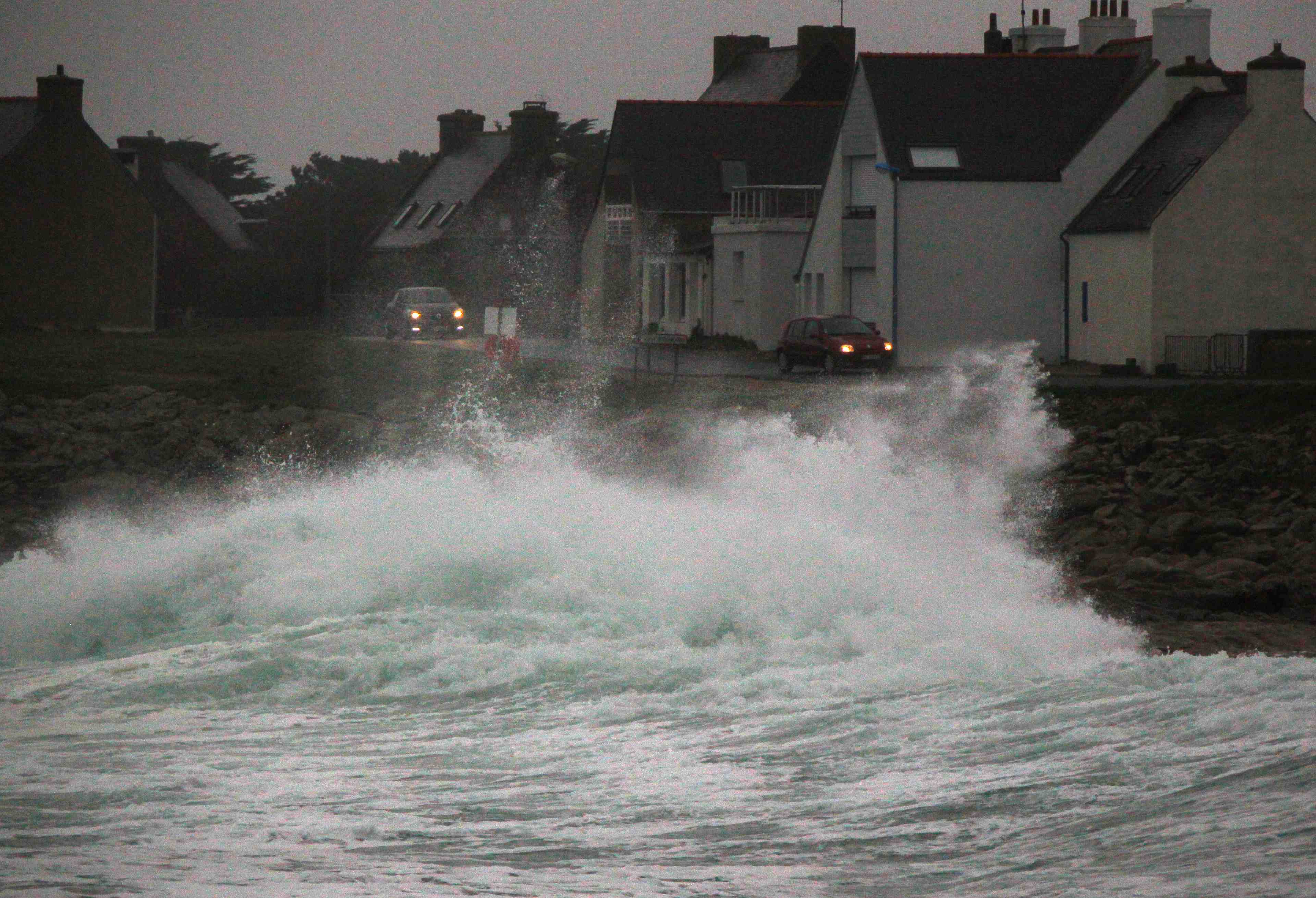 Une sixieme victime de tempete eleanor en france