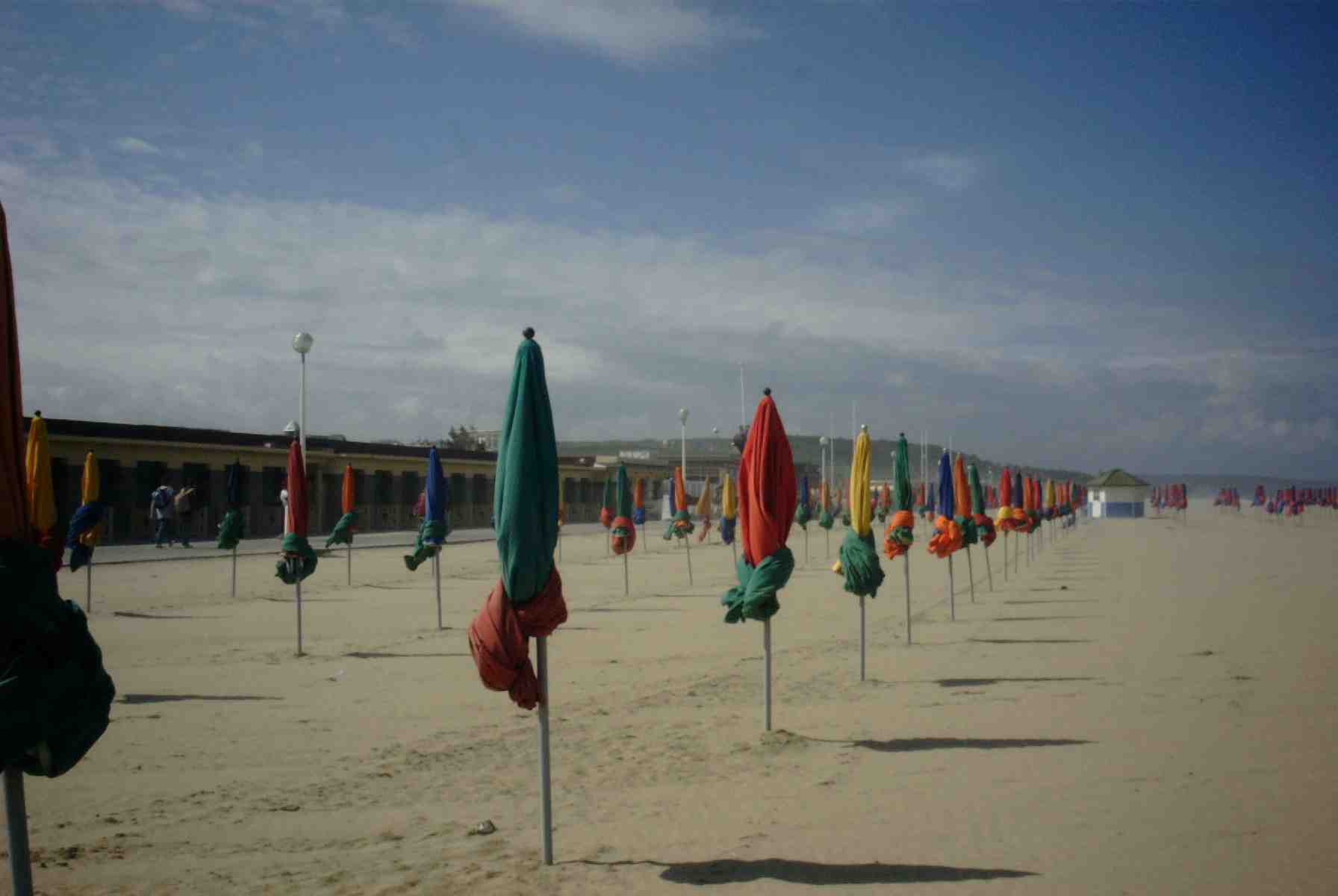 La plage de Deauville est fermée à la baignade depuis jeudi.