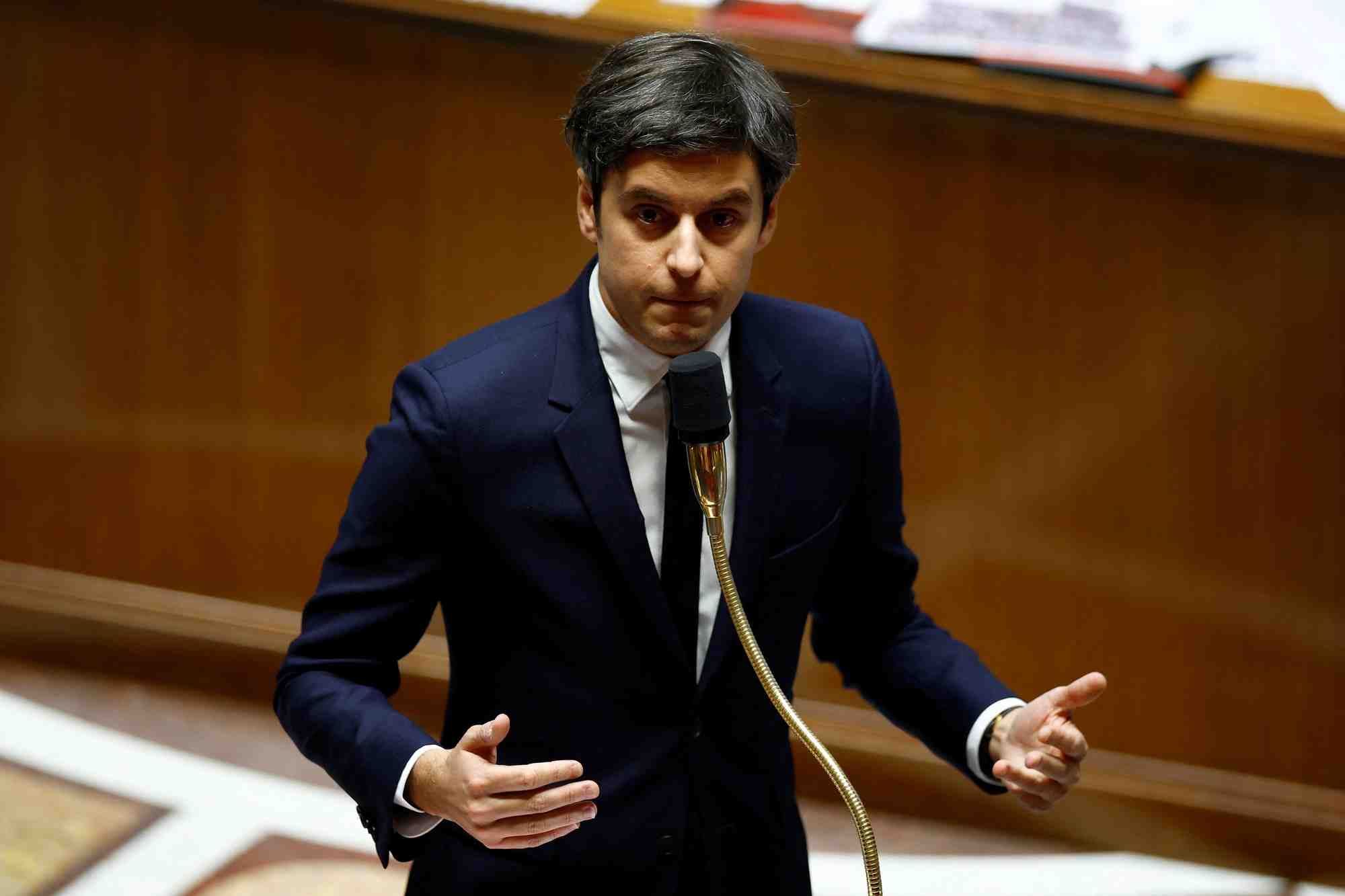 Seance de questions au gouvernement a l'assemblee nationale a paris