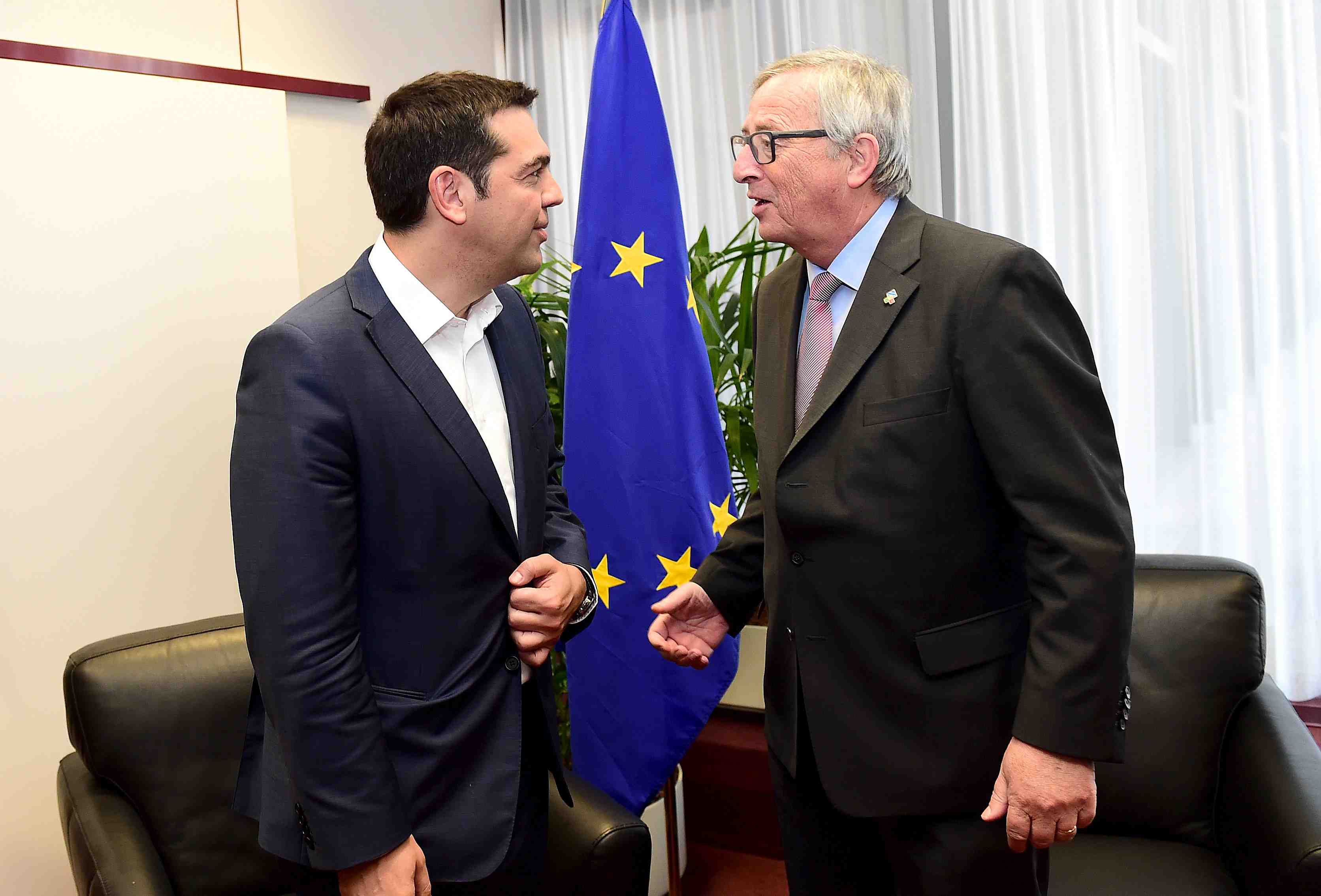 Pour jean-claude juncker, la balle est dans le camp d'athenes