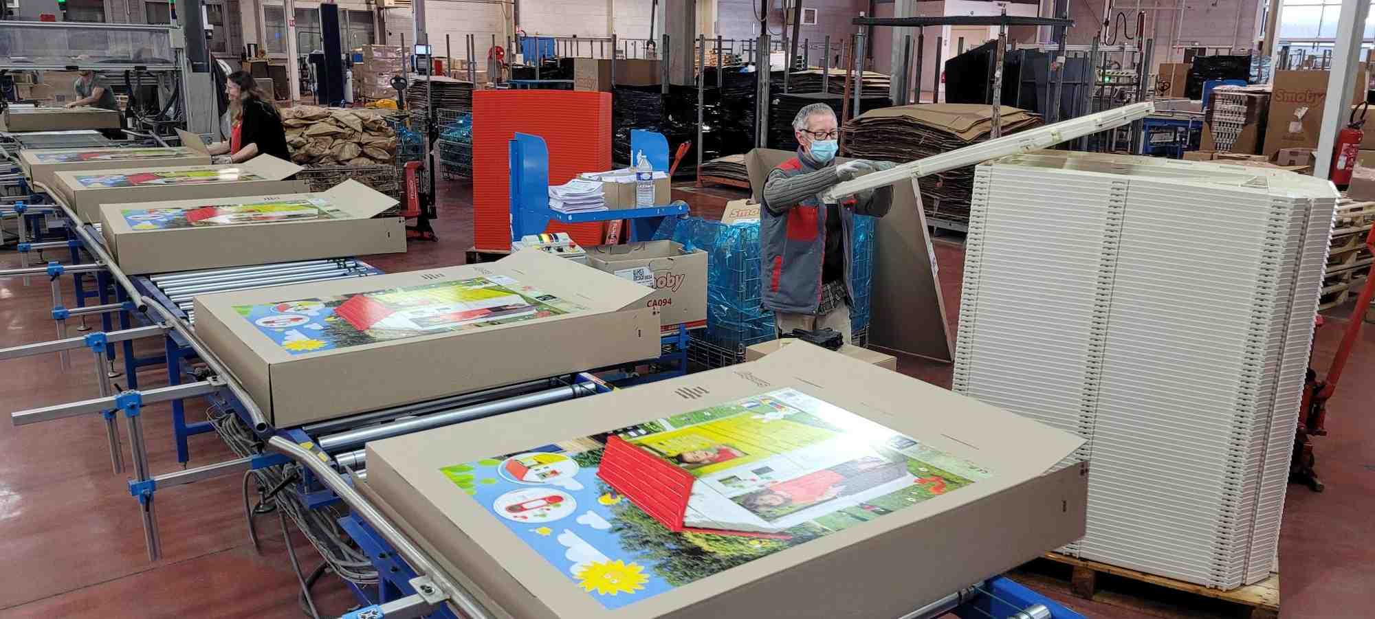 Entre 2010 et 2020, Simba-Dickie a investi 55 millions d'euros en France, tant sur la partie technique et industrielle que logistique, pour Smoby
