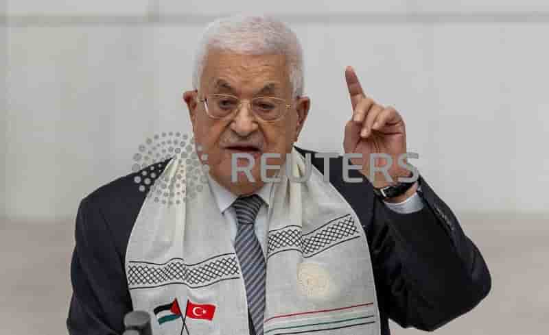 Le president palestinien abbas s'adresse au parlement turc a ankara