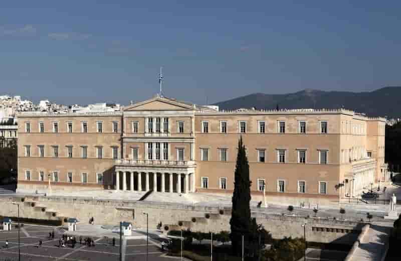 Deuxieme tour de l’election presidentielle pour les deputes grecs