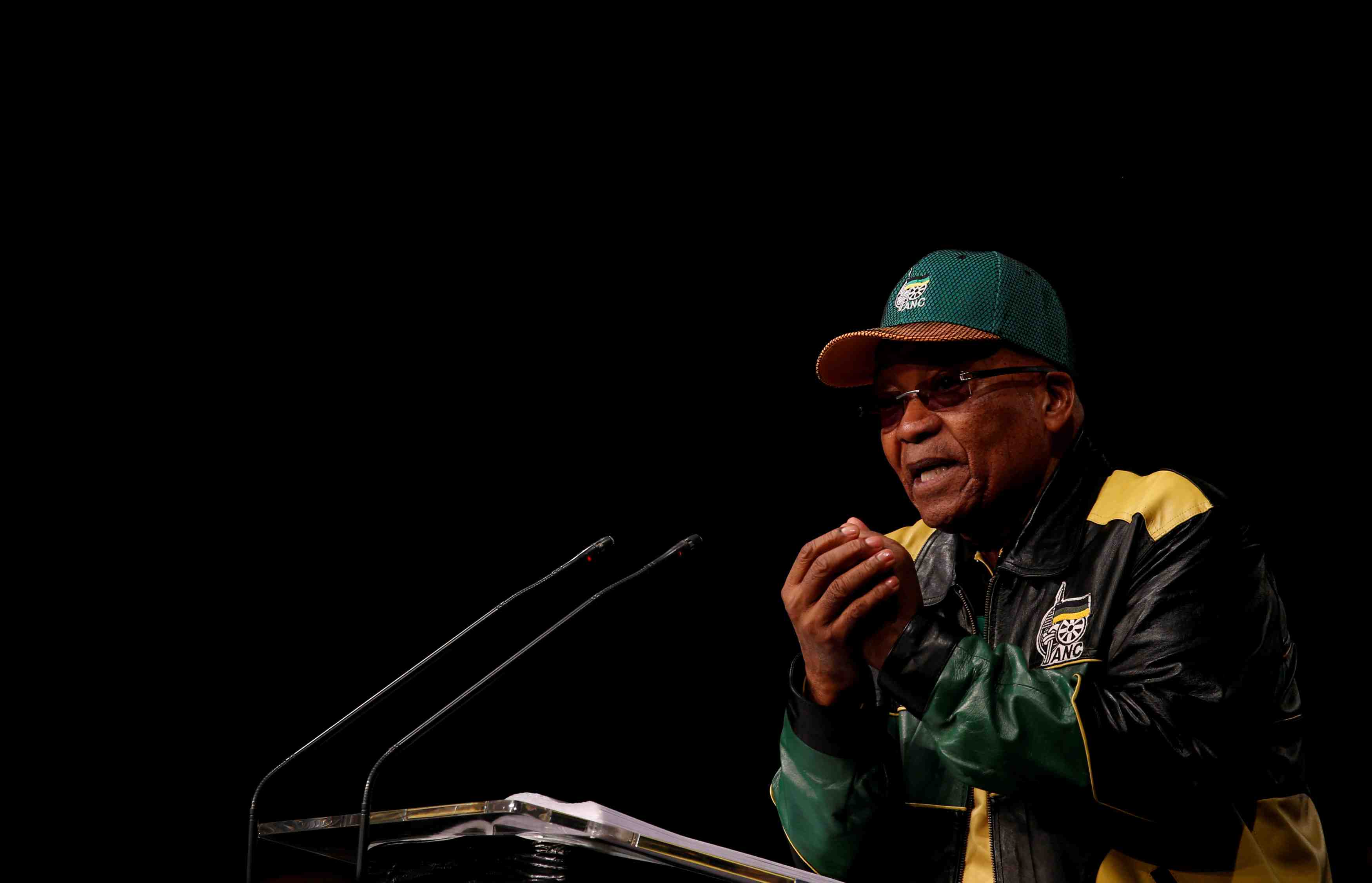 L'anc a evoque un depart de zuma sans s'entendre sur une date
