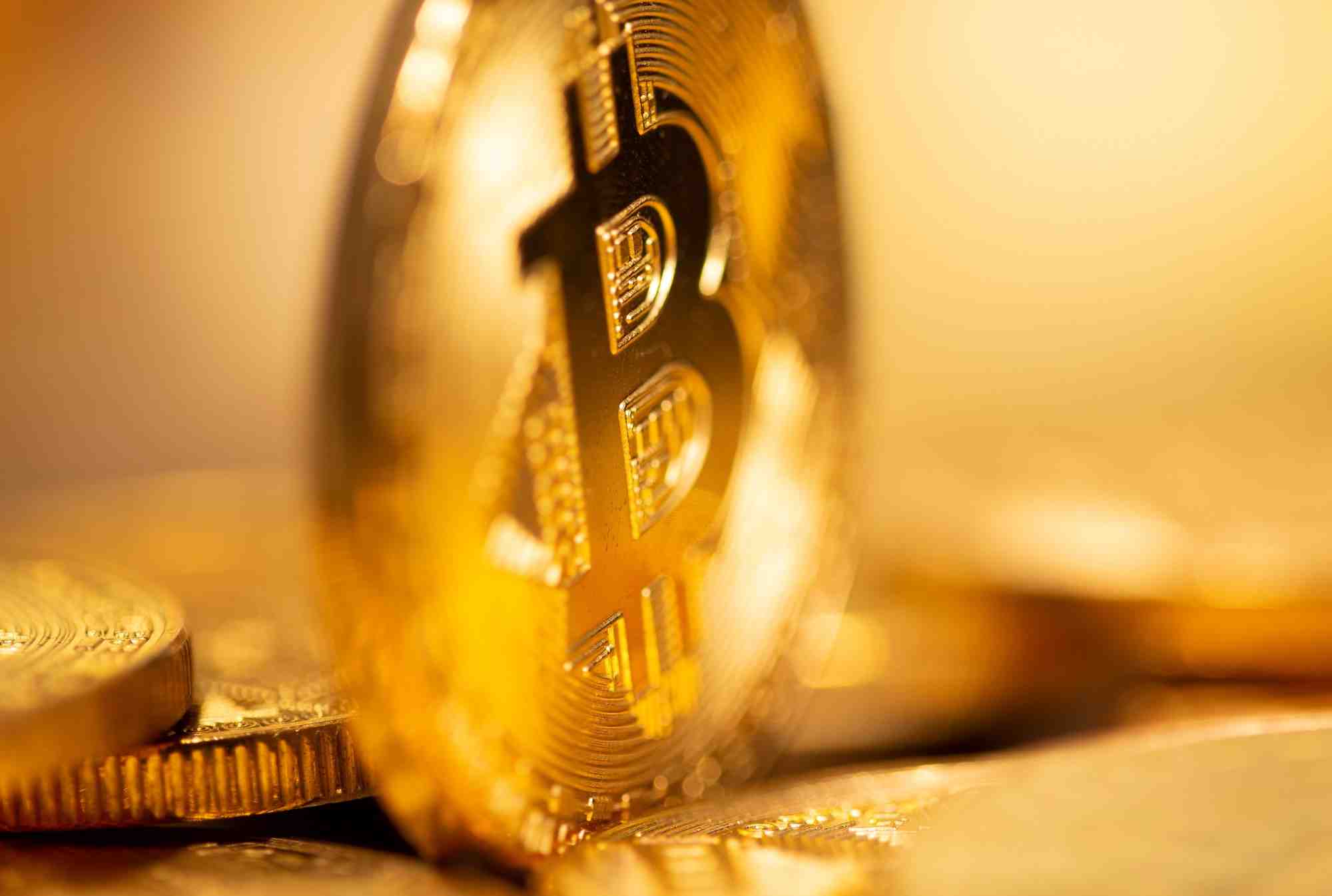 Le bitcoin franchit pour la premiere fois les 20.000 dollars