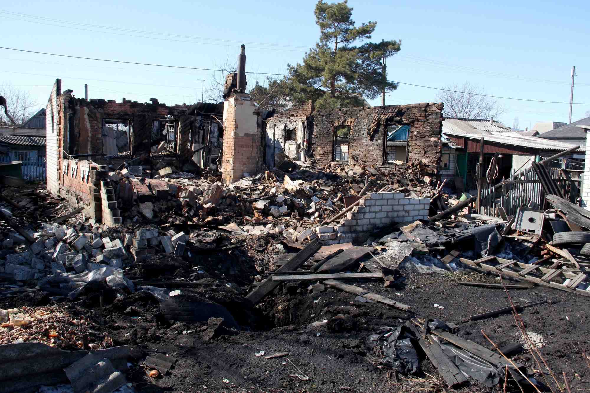 Ukraine: deux soldats russes captures plaident coupable de crime de guerre