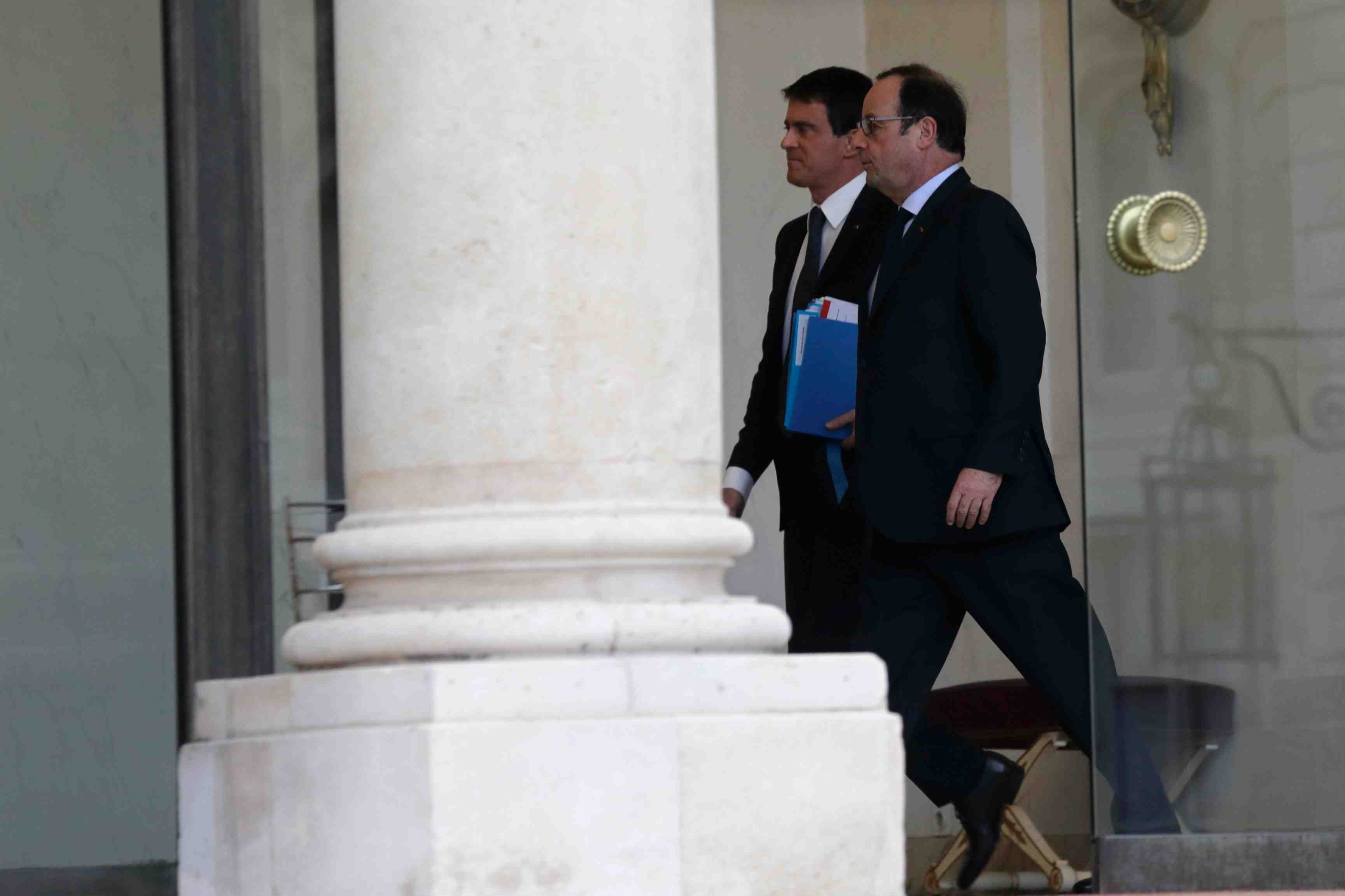 La cote de popularite du couple executif en forte hausse, selon un sondage bva