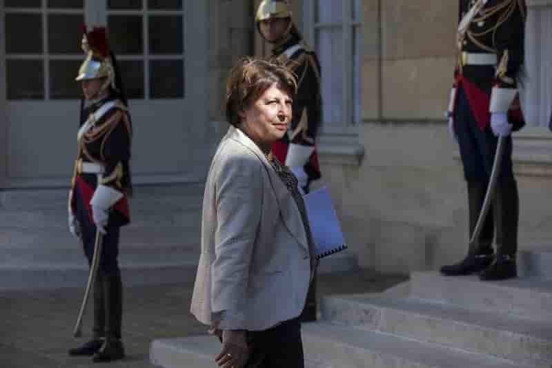 Aubry appelle a voter hamon