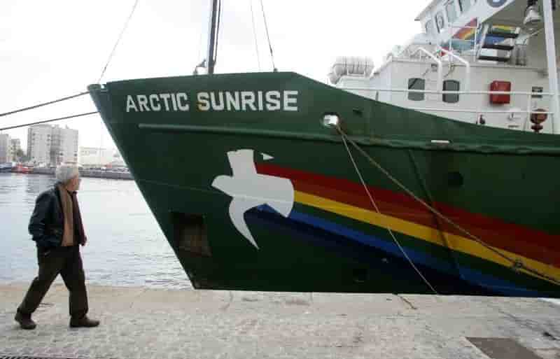 La russie condamnee pour avoir arraisonne un navire de greenpeace