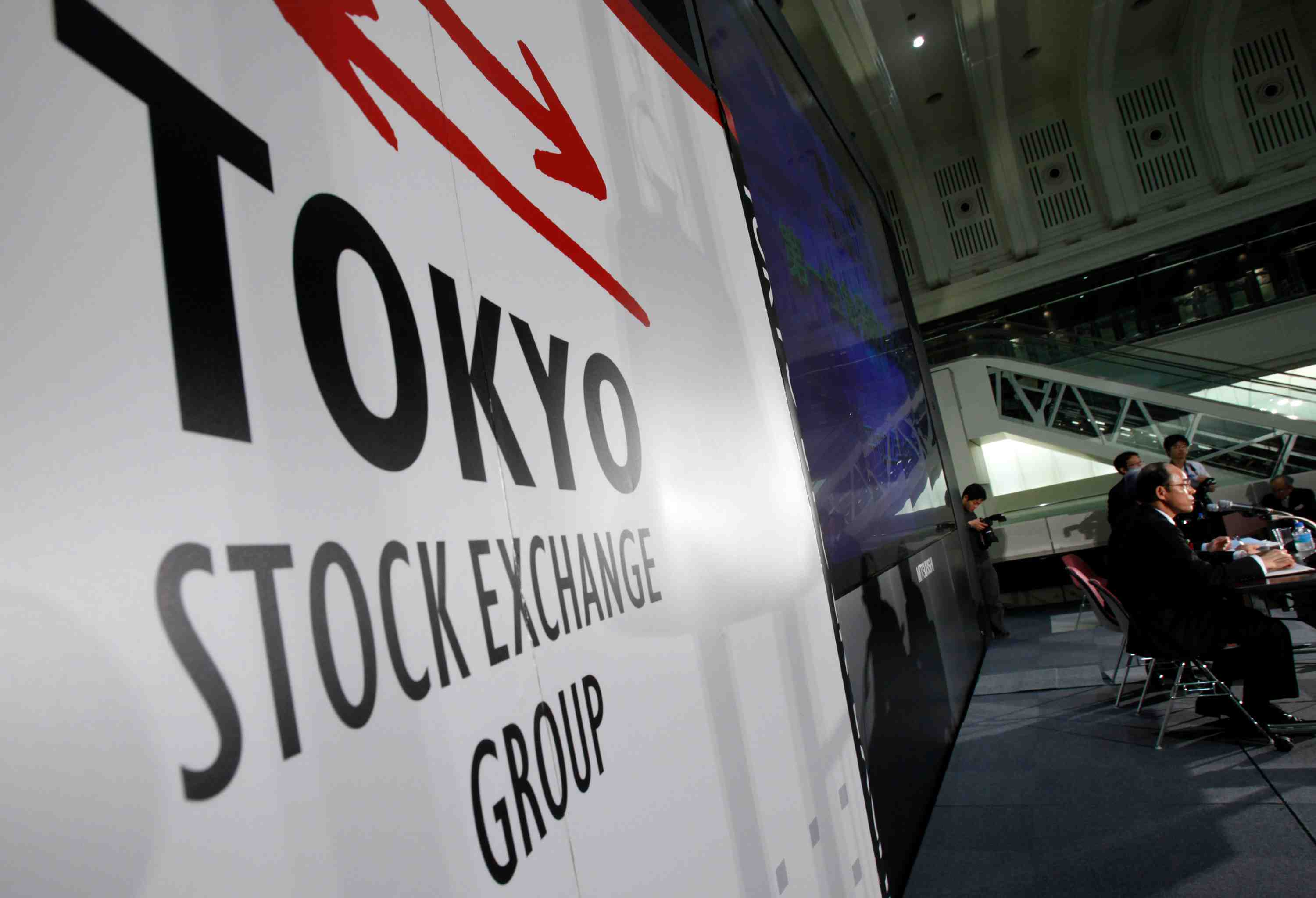 La bourse de tokyo finit en baisse