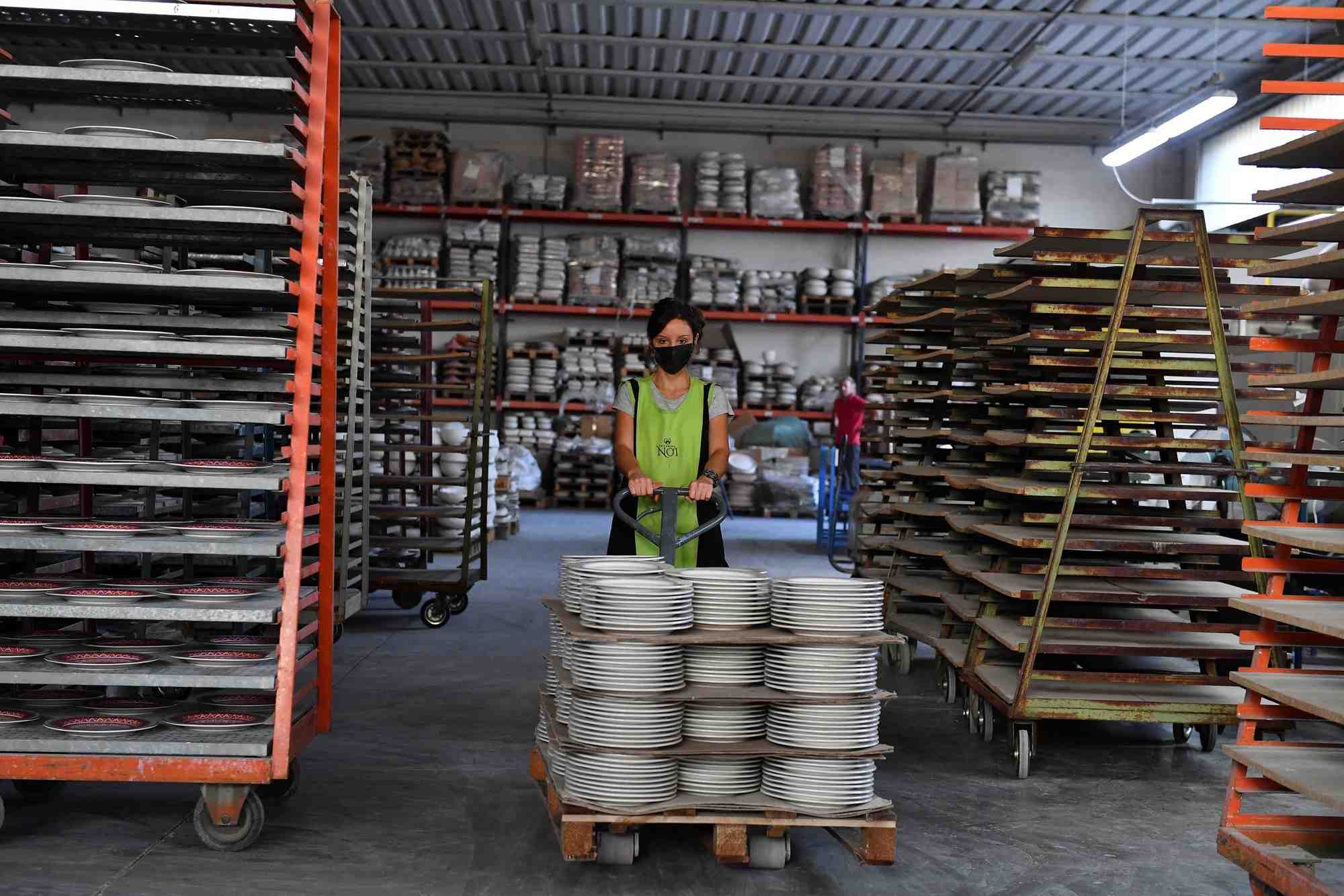 Une usine de ceramique a citta di castello, en italie