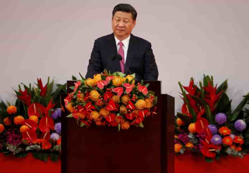 Vingt ans apres la retrocession, xi jinping met en garde hong kong