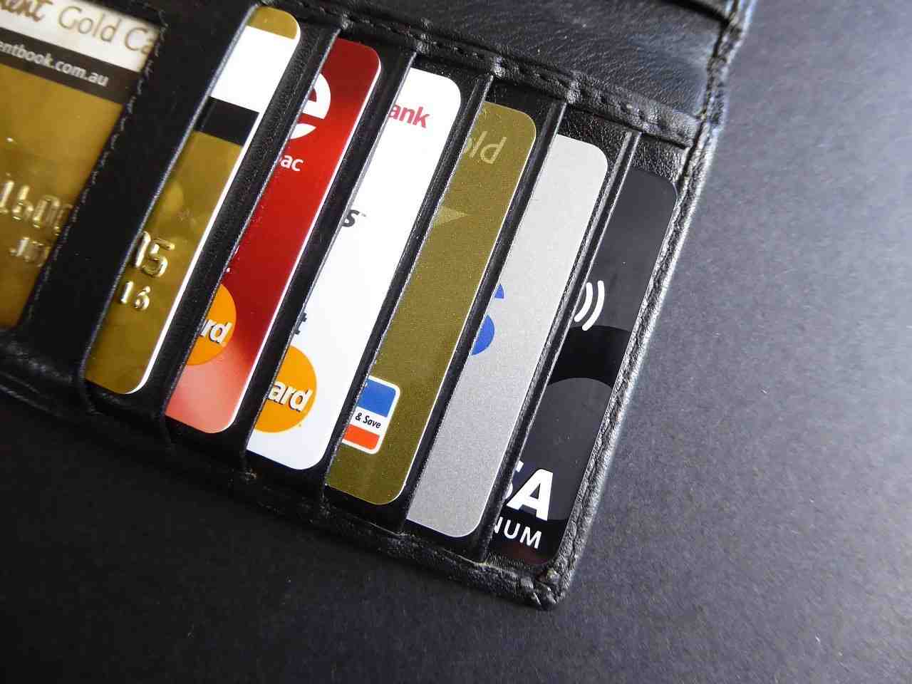 BNP Paribas et BPCE représentent déjà 30 % des transactions cartes en France.