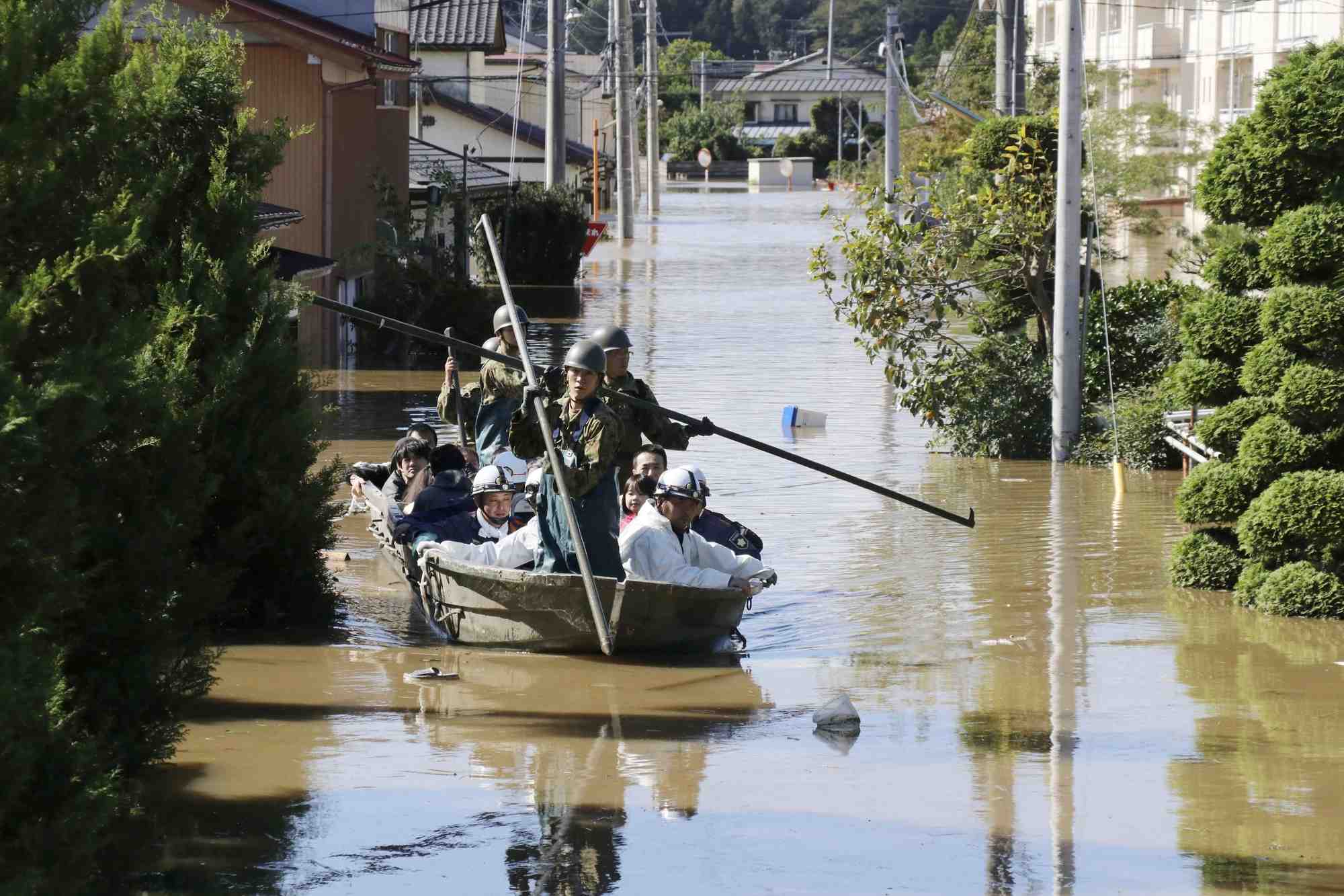 Quelque 16 personnes sont encore portées disparues.