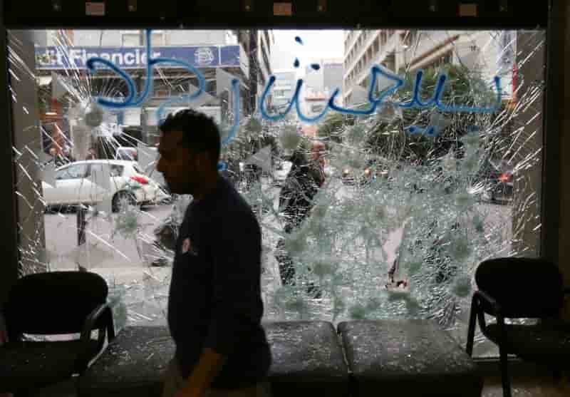 Heurts a beyrouth entre manifestants et forces de l'ordre