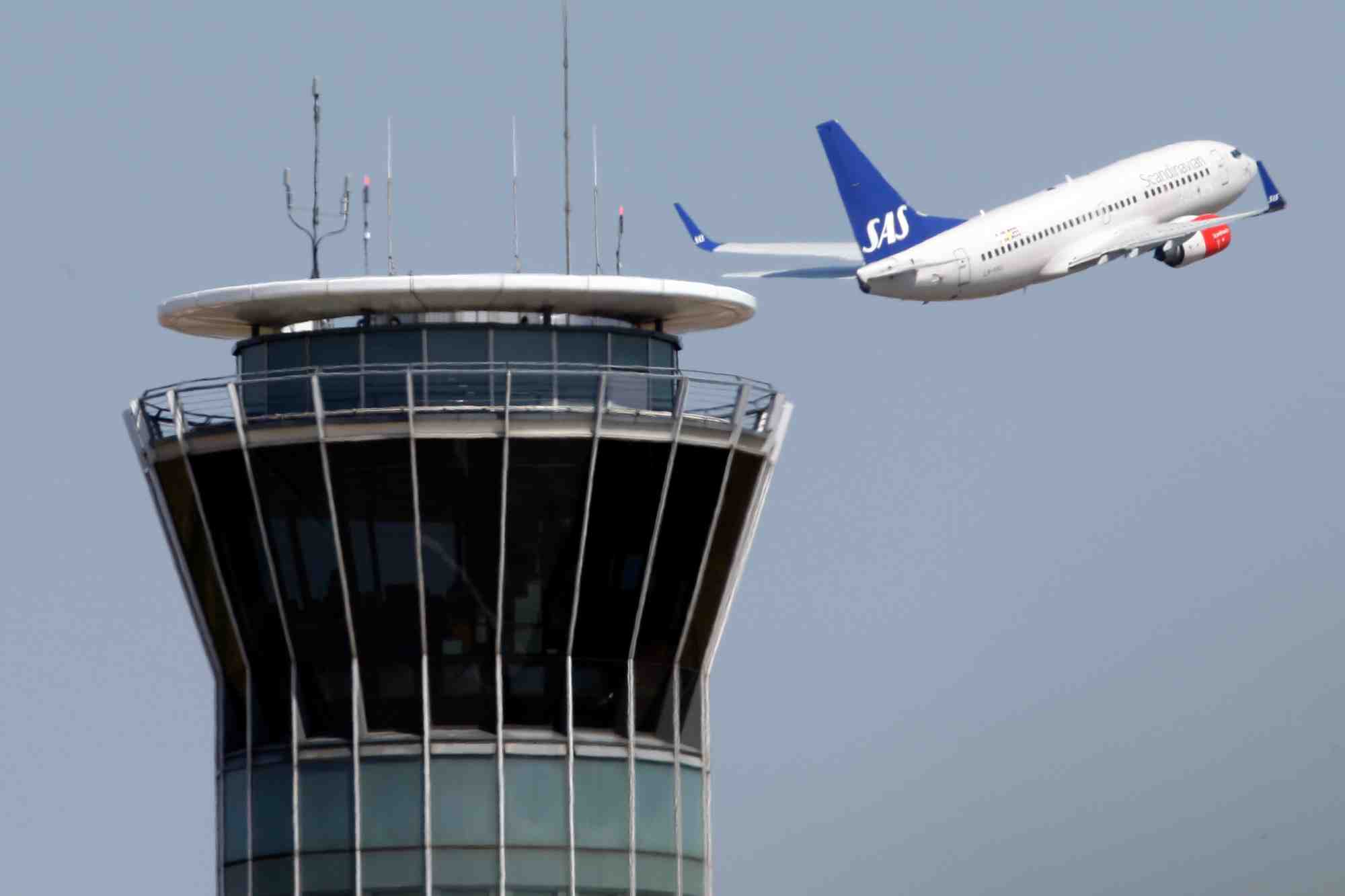 Sas va se restructurer et lever des capitaux, alors que ses pertes s'aggravent