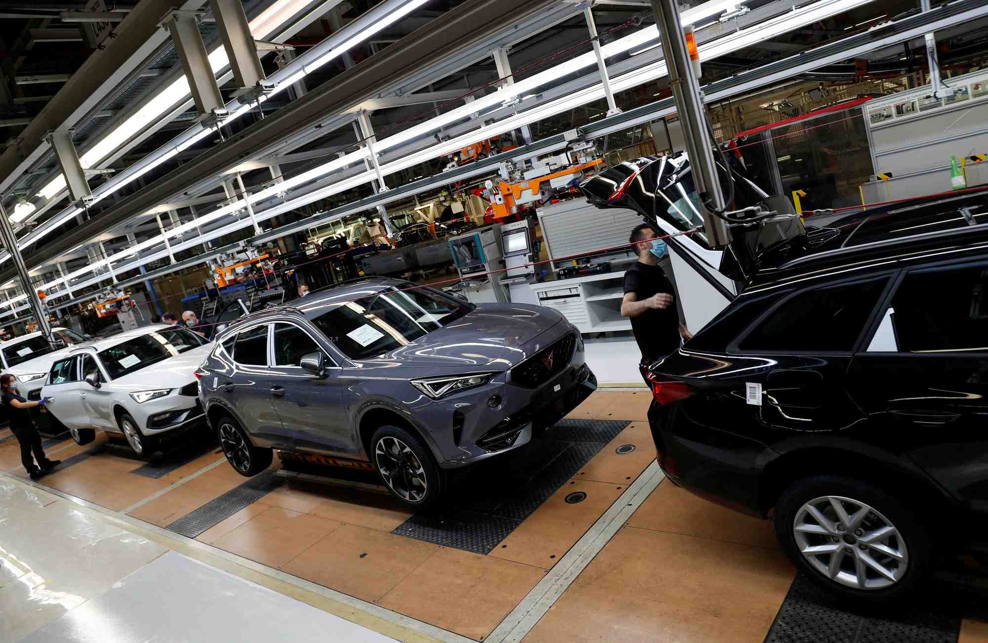 Une usine automobile pres de barcelone