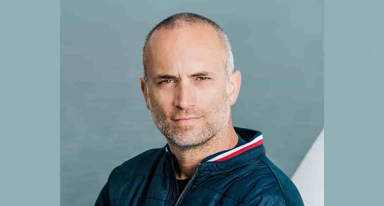 Fabrice Amedeo, navigateur français, en 2022.