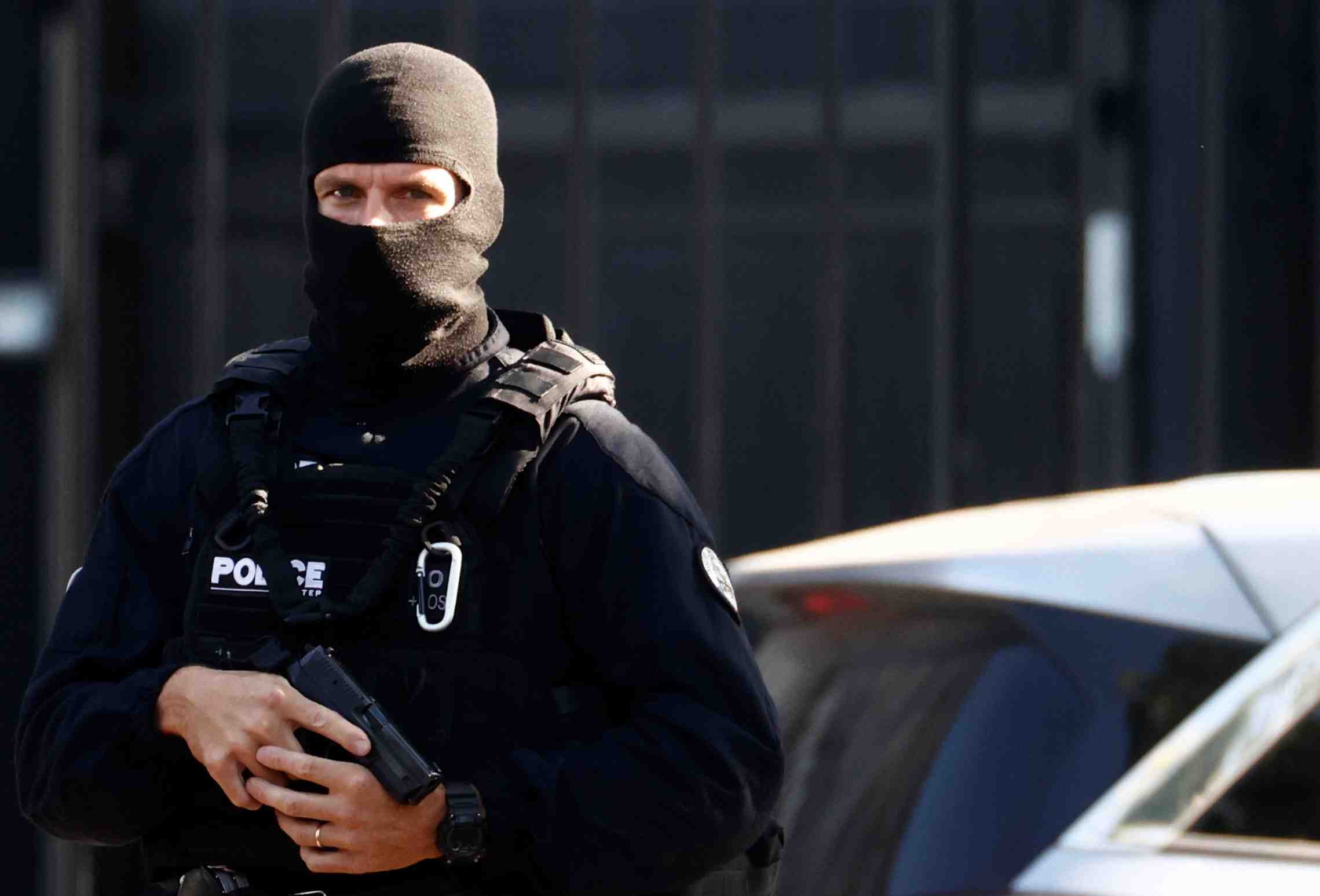 France: deux hommes lies a l'ultradroite interpelles dans une enquete antiterroriste