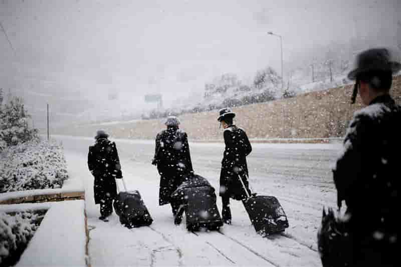 Jérusalem et ses environs recouverts de neige
