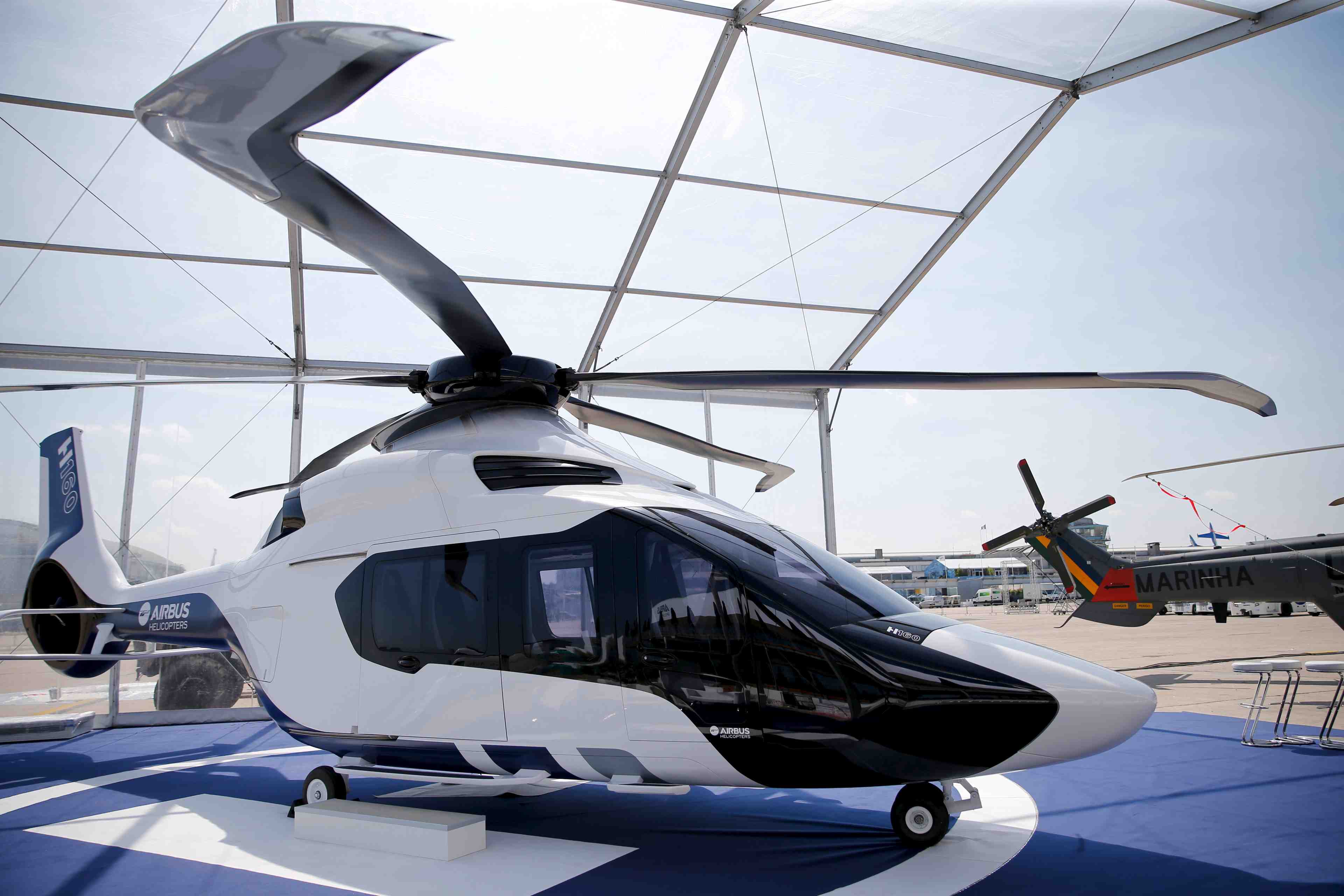 Airbus helicopters s'interesse de pres a la vente de sikorsky