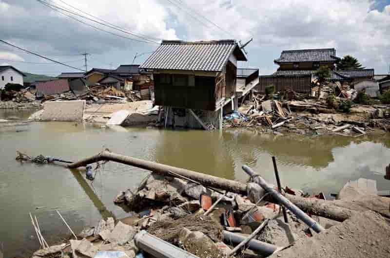 Intemperies au japon: le bilan s'alourdit a 195 morts