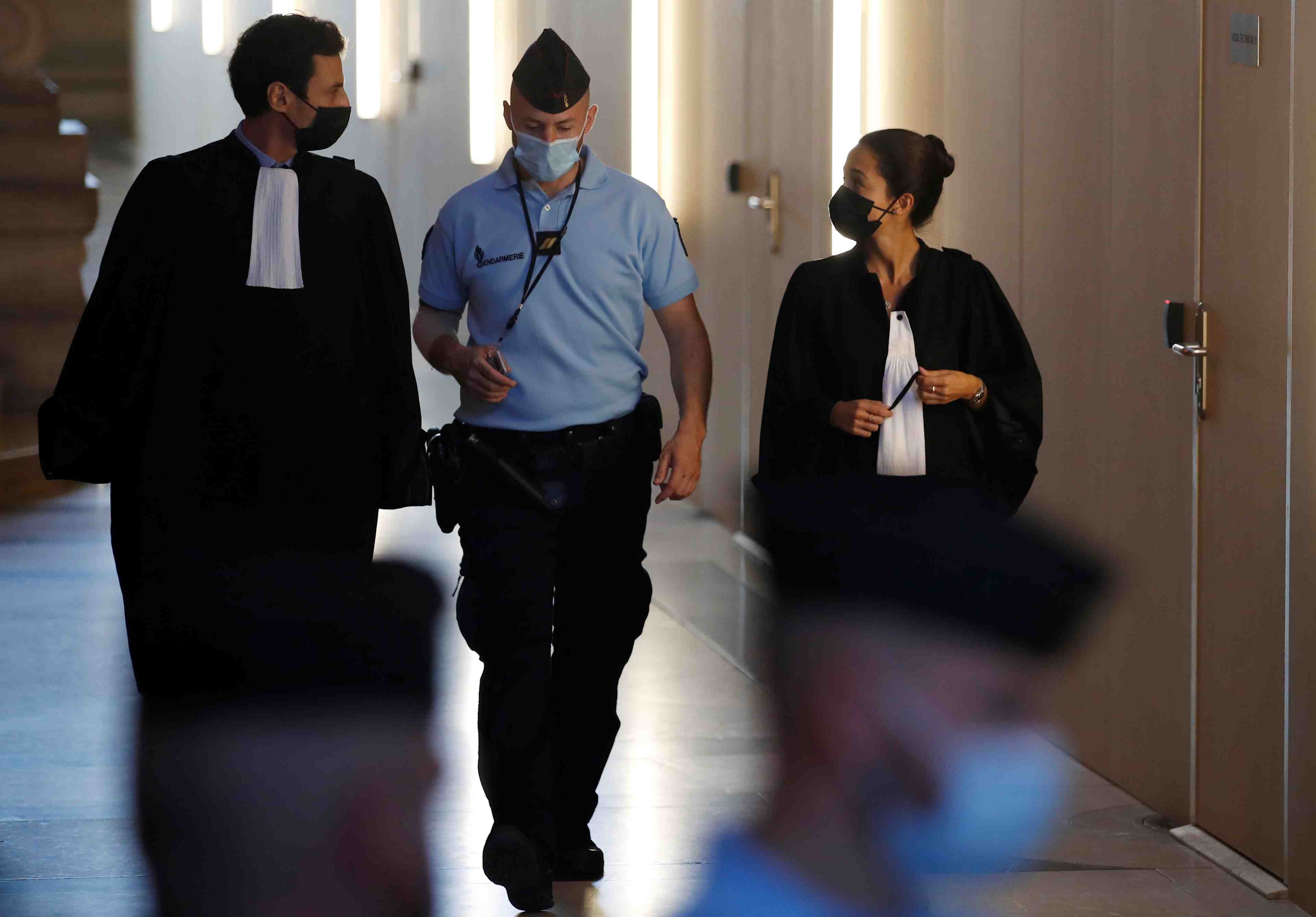 France : salah abdeslam present dans le box des accuses au proces du 13-novembre