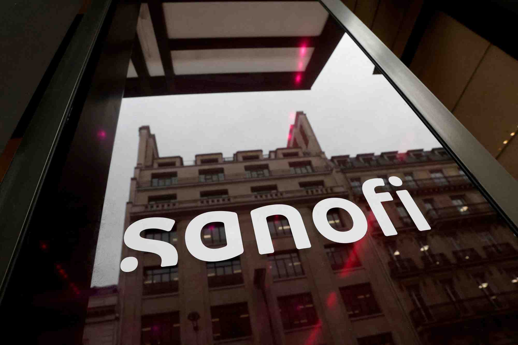 Logo de sanofi au siege de la societe