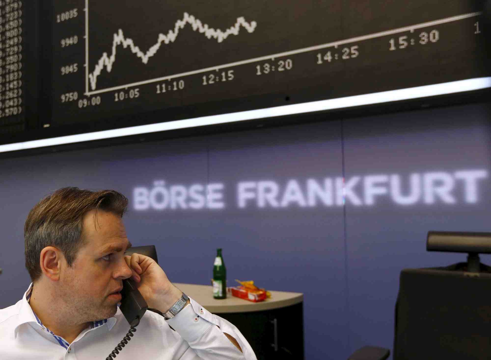 Le tableau dax a la bourse de francfort, allemagne