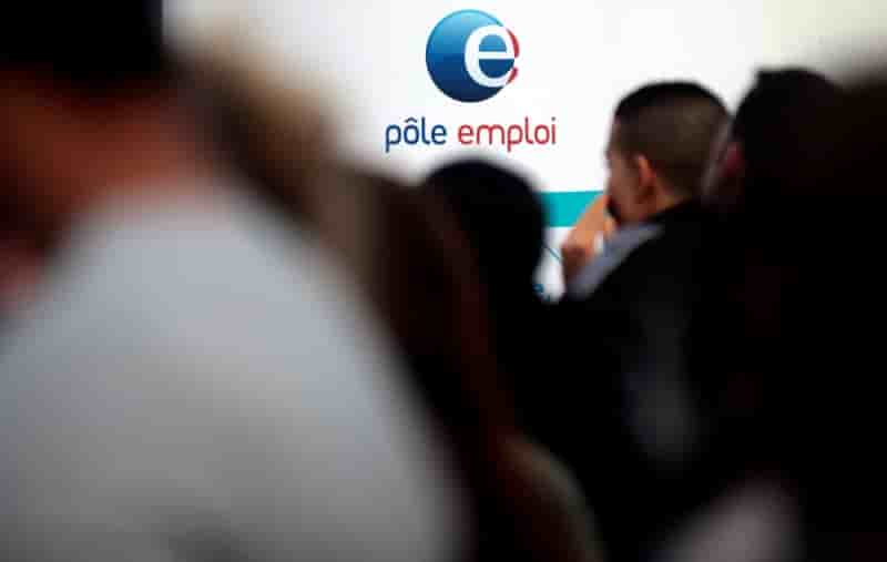 Les embauches dans le prive en faible progres