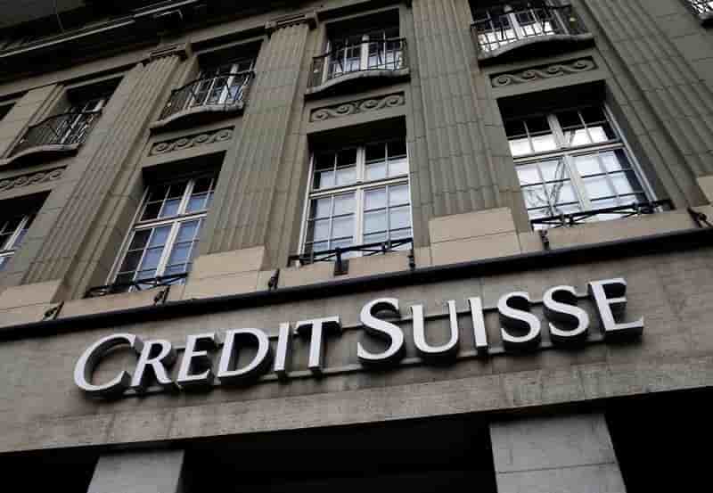 C.suisse peine a calmer la revolte sur la paie des dirigeants