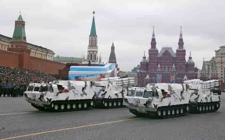 Les forces arctiques russes mises en valeur au defile du 9 mai