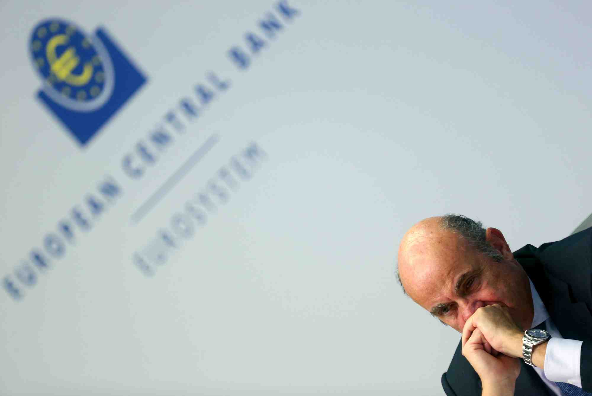 De guindos favorable a un arret des achats de la bce en juillet