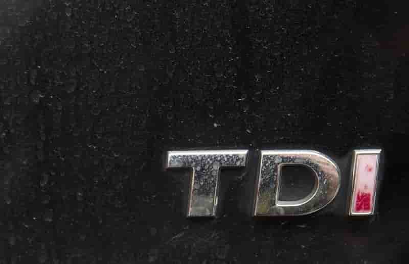 Allemagne: la fin du moteur thermique menacerait 600.000 emplois