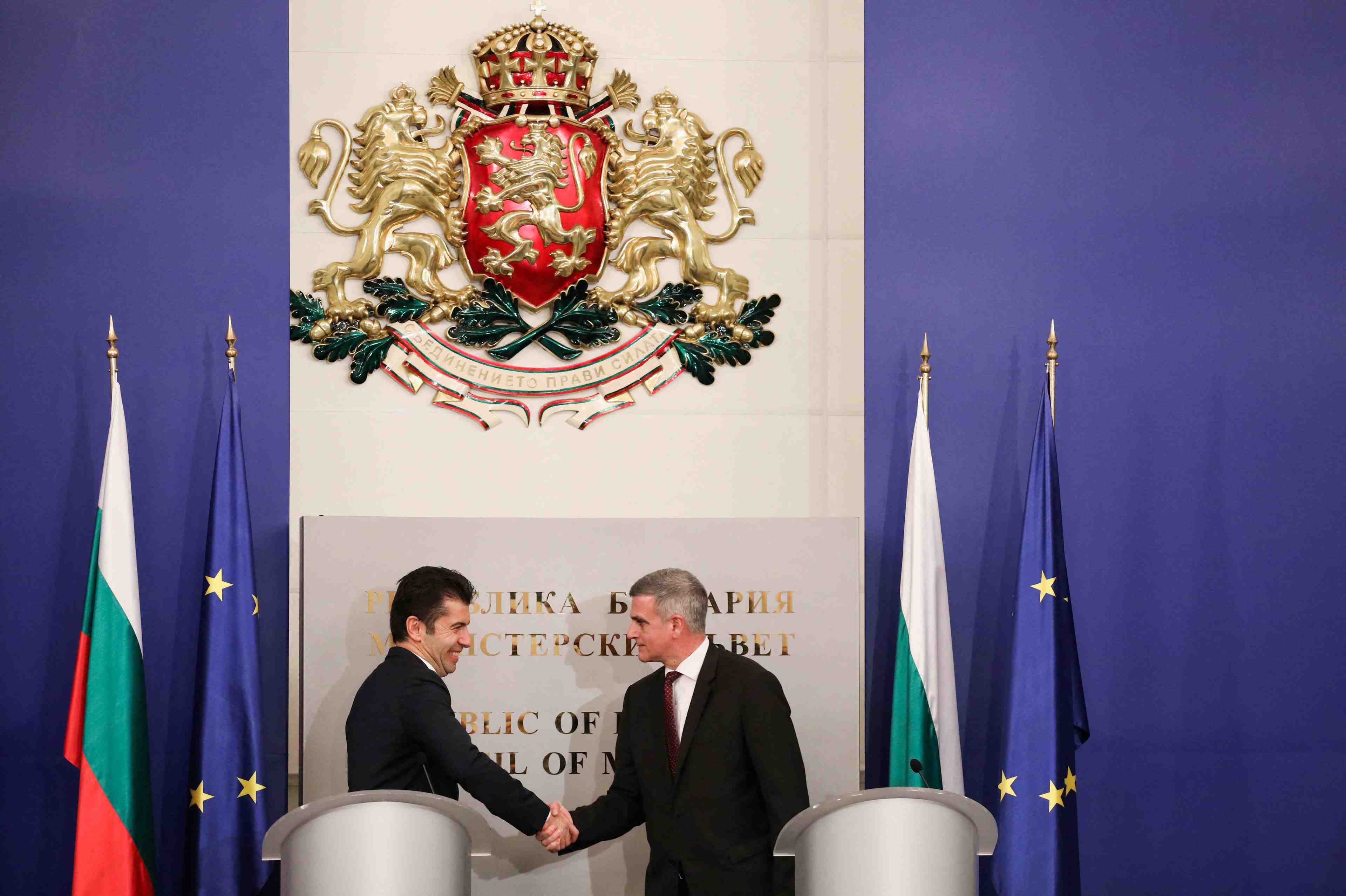 Bulgarie: le centriste kiril petkov elu premier ministre