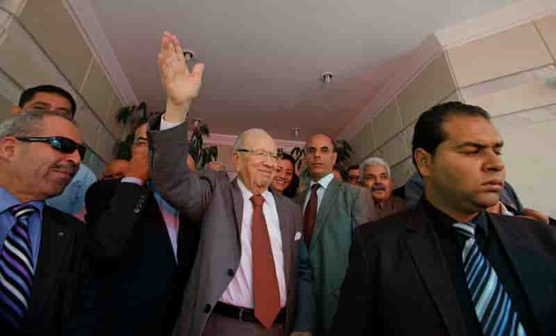 Nidaa Tounes remporte les législatives tunisiennes devant Ennahda