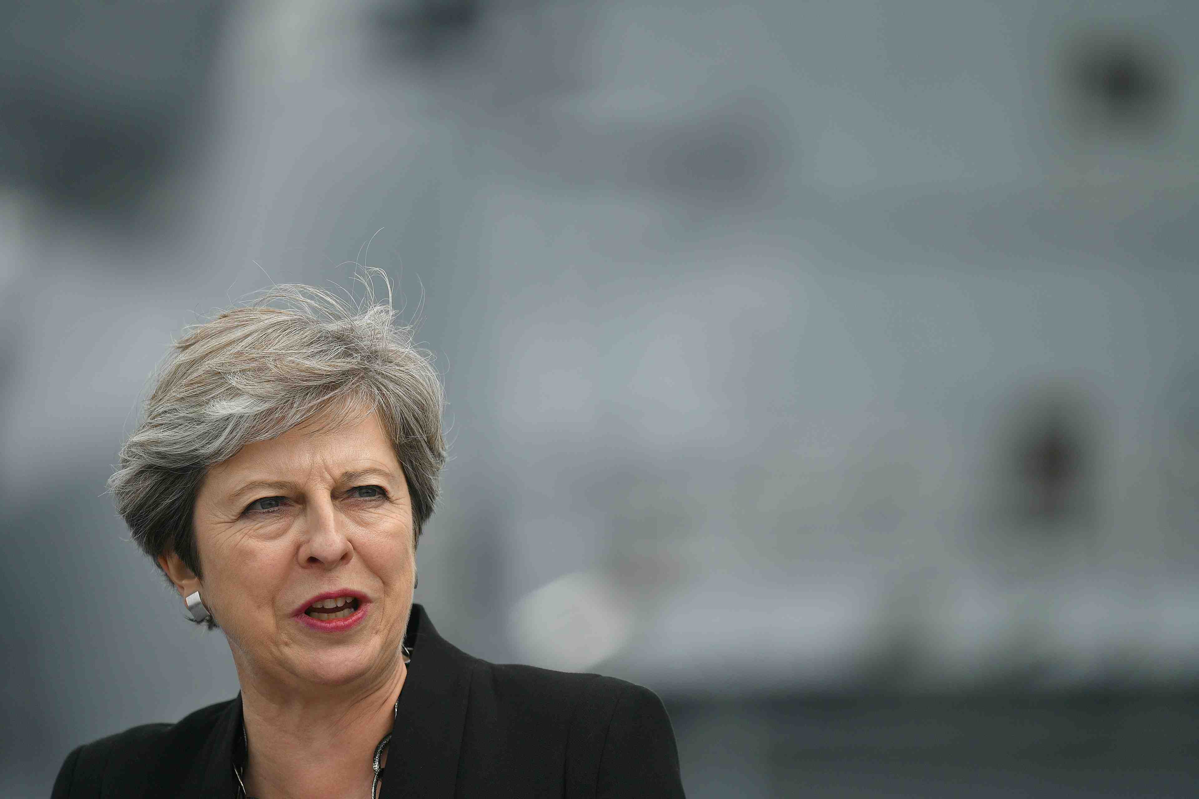 Theresa may s'efforce de rassembler son camp sur le brexit