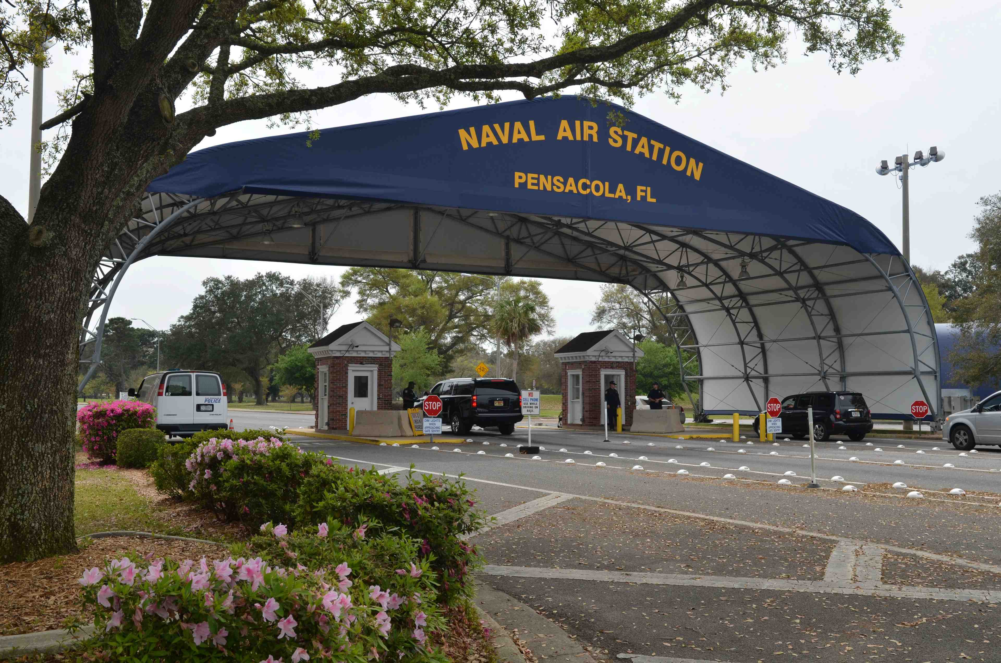 Une fusillade fait quatre morts sur une base militaire de floride