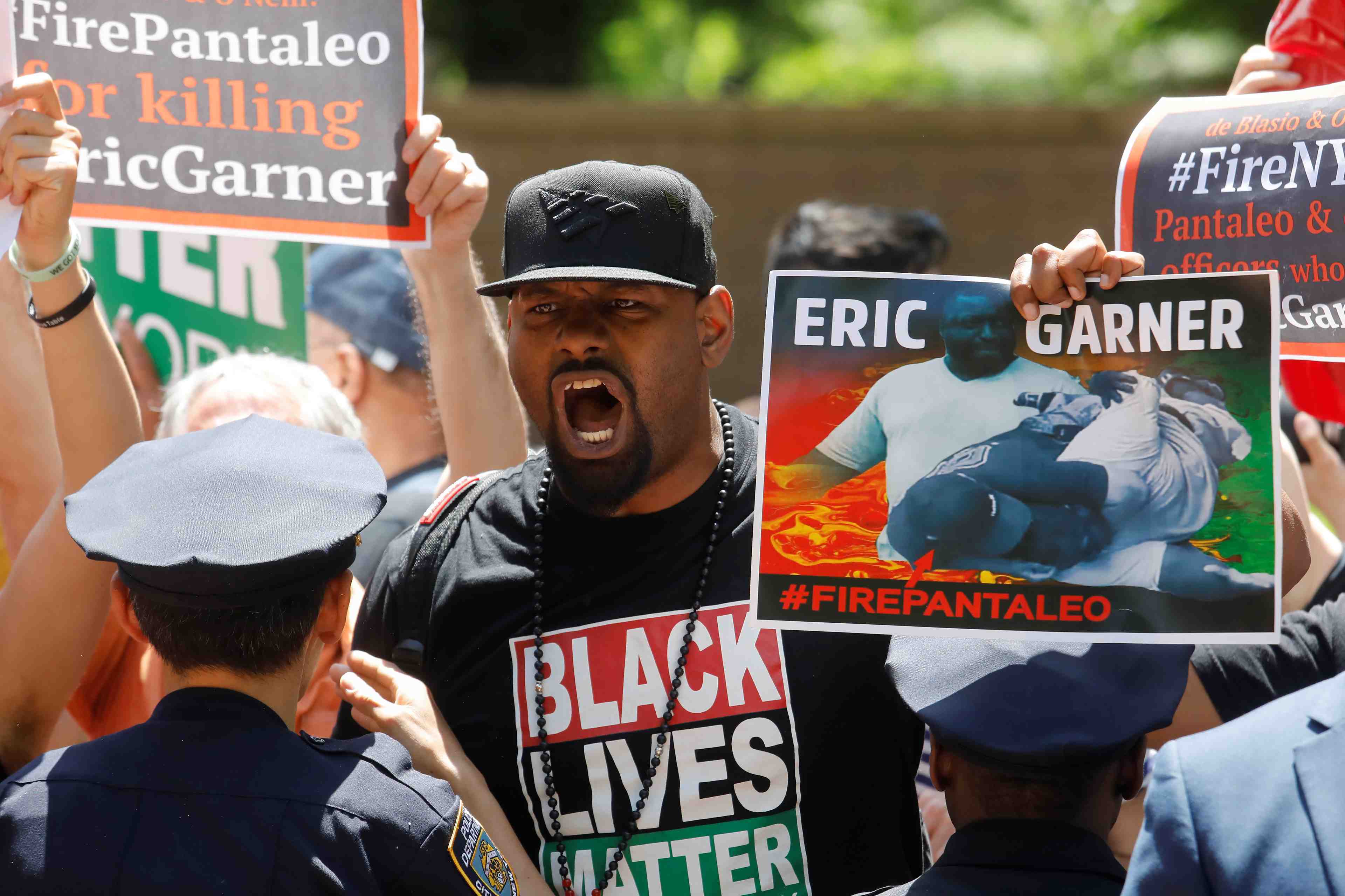 Pas de poursuites contre le policier lie a la mort d'eric garner