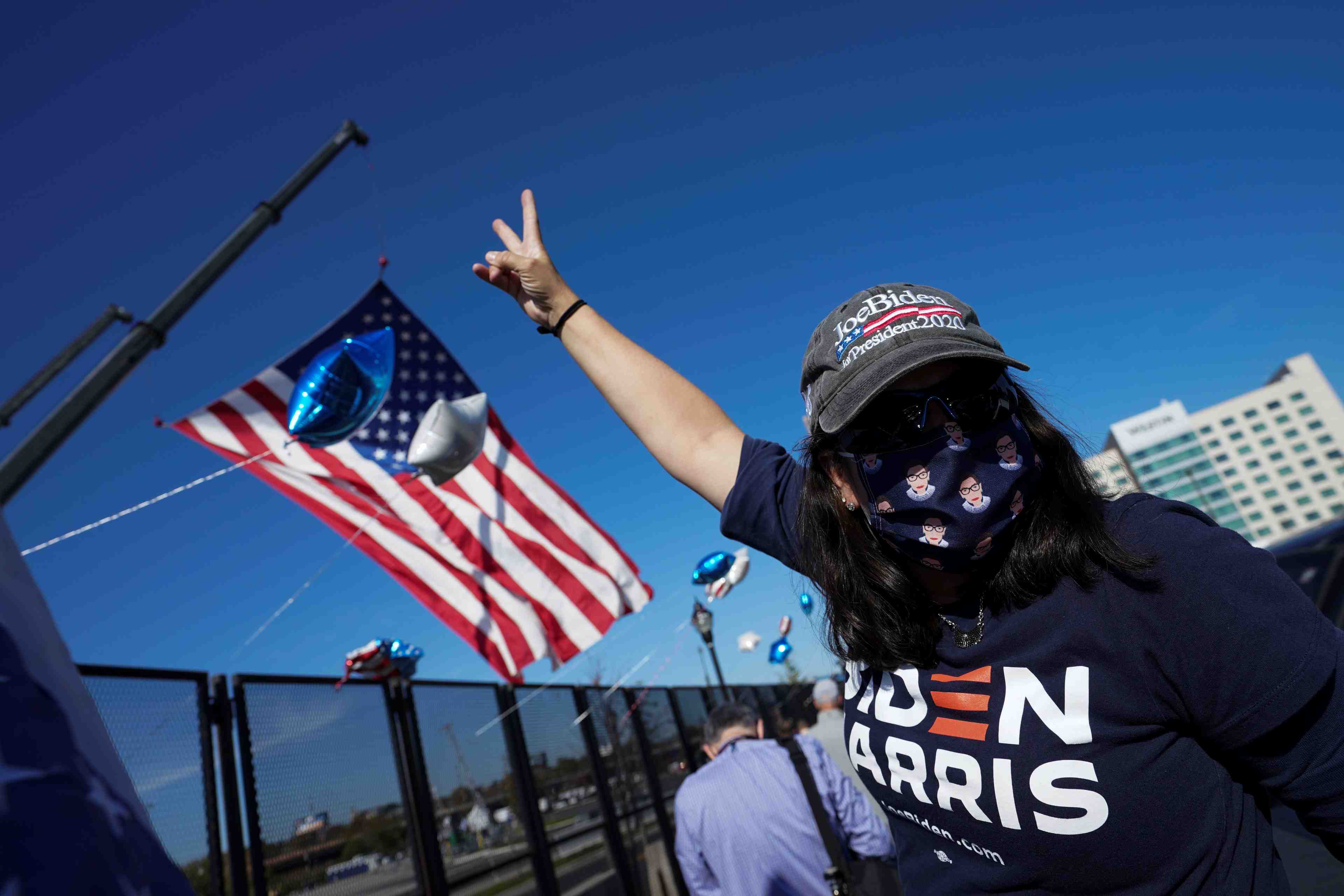 Biden credite de 273 grands electeurs contre 234 pour trump, selon edison research