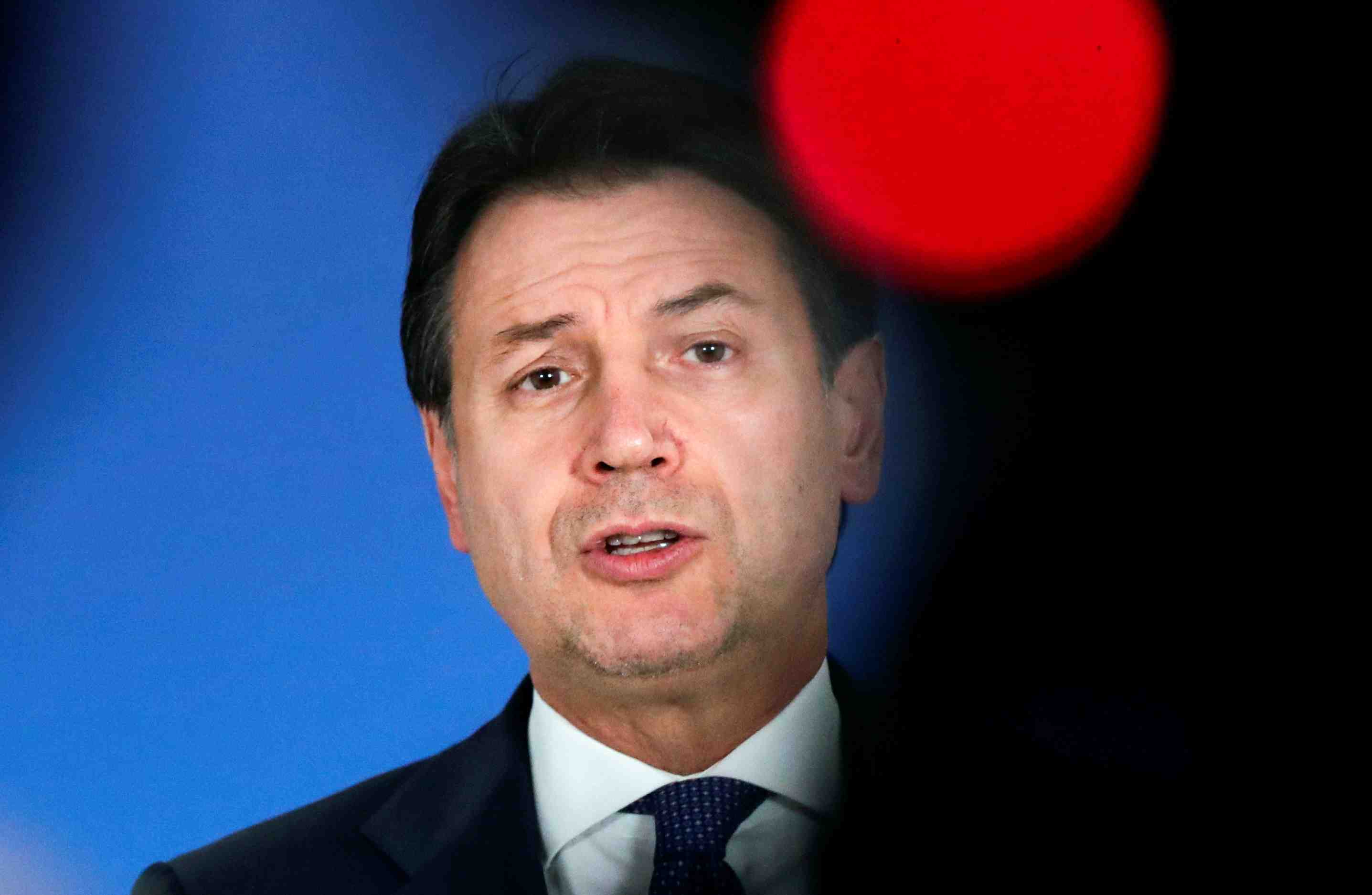 Italie: les elus du pd exhortent conte a former un nouveau gouvernement pour sortir de la crise