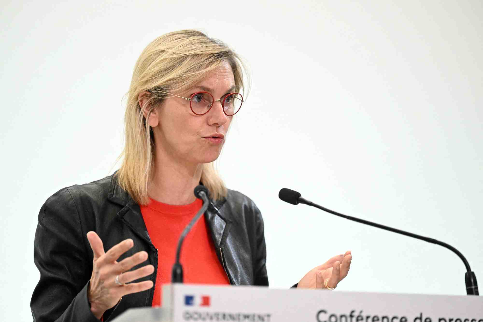 La ministre francaise de la transition energetique agnes pannier-runacher participe a une conference de presse sur la situation energetique en france et en europe, a paris