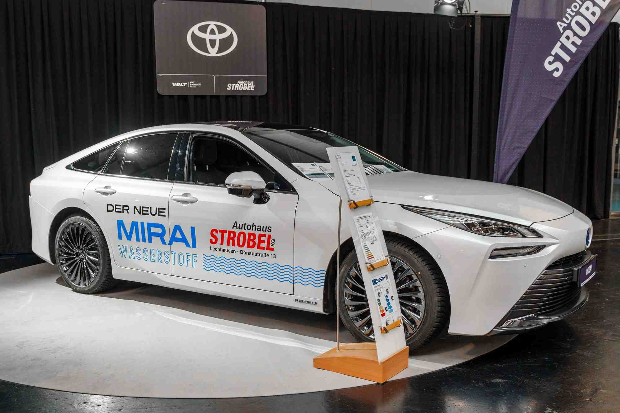 Cinq cents Toyota Mirai à hydrogène doivent intégrer la flotte officielle des Jeux olympiques à Paris.
