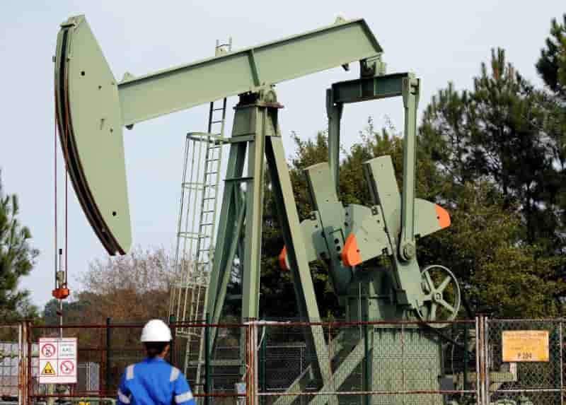 La france, premier pays a programmer la fin des hydrocarbures