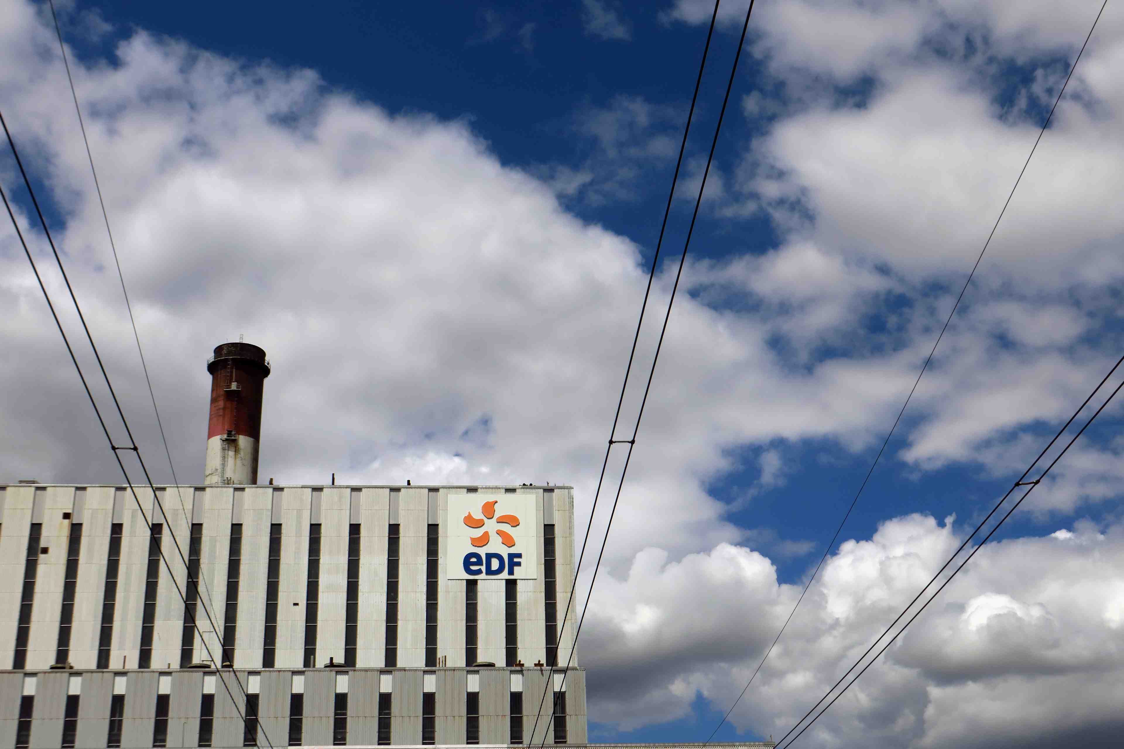 Edf: des associations denoncent la livraison de combustible pour l'epr de flamanville
