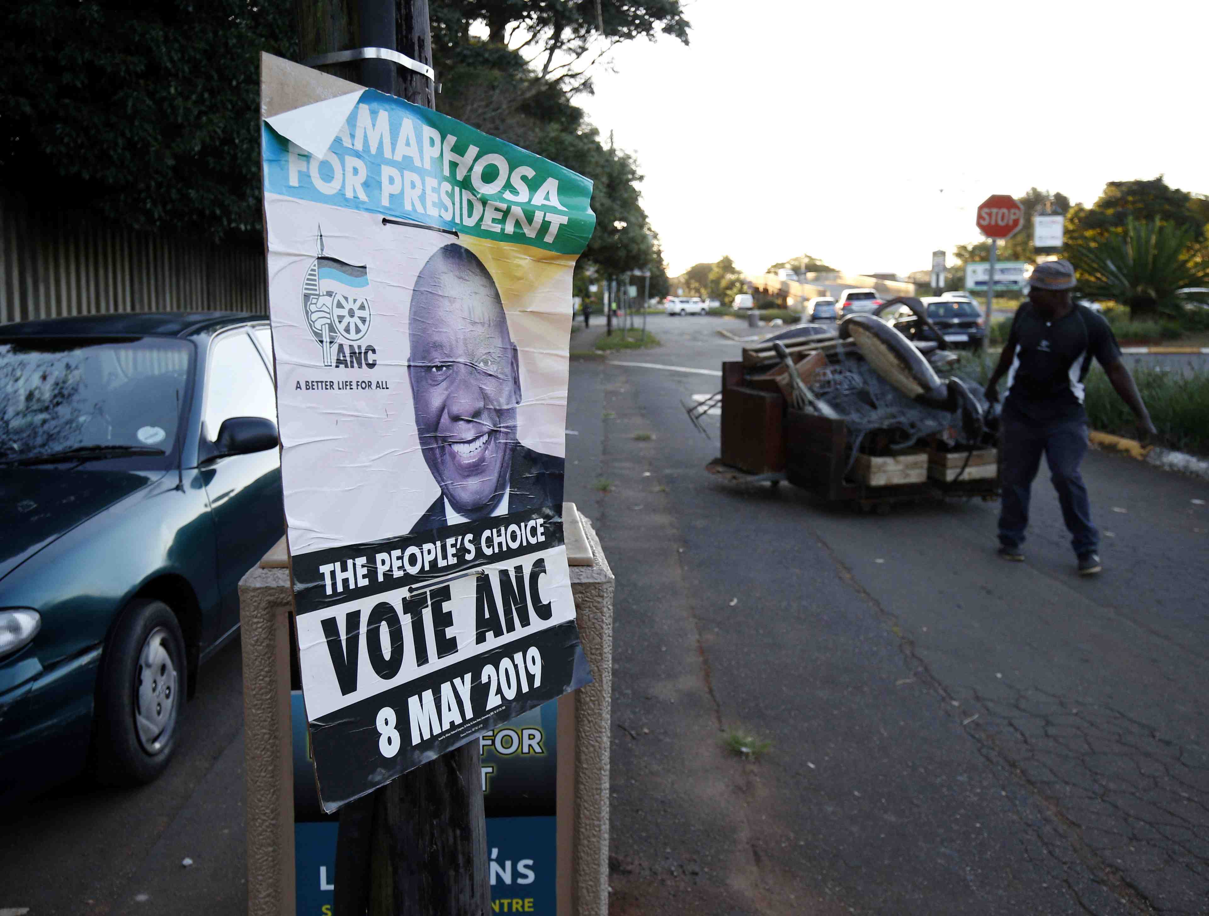 Afrique du sud: l'anc remporte les legislatives mais passe sous les 60%