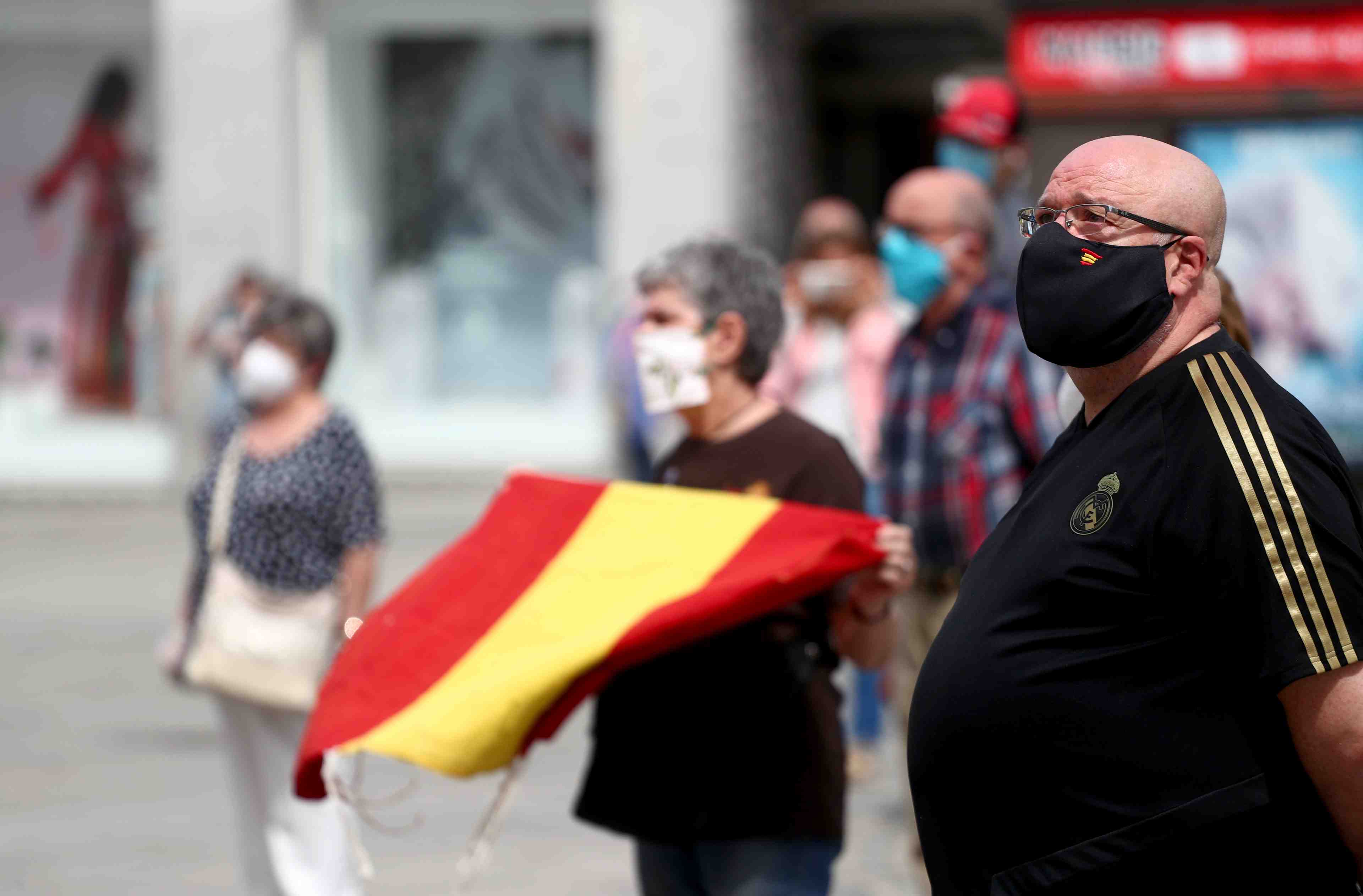 Coronavirus: l'espagne declare dix jours de deuil national