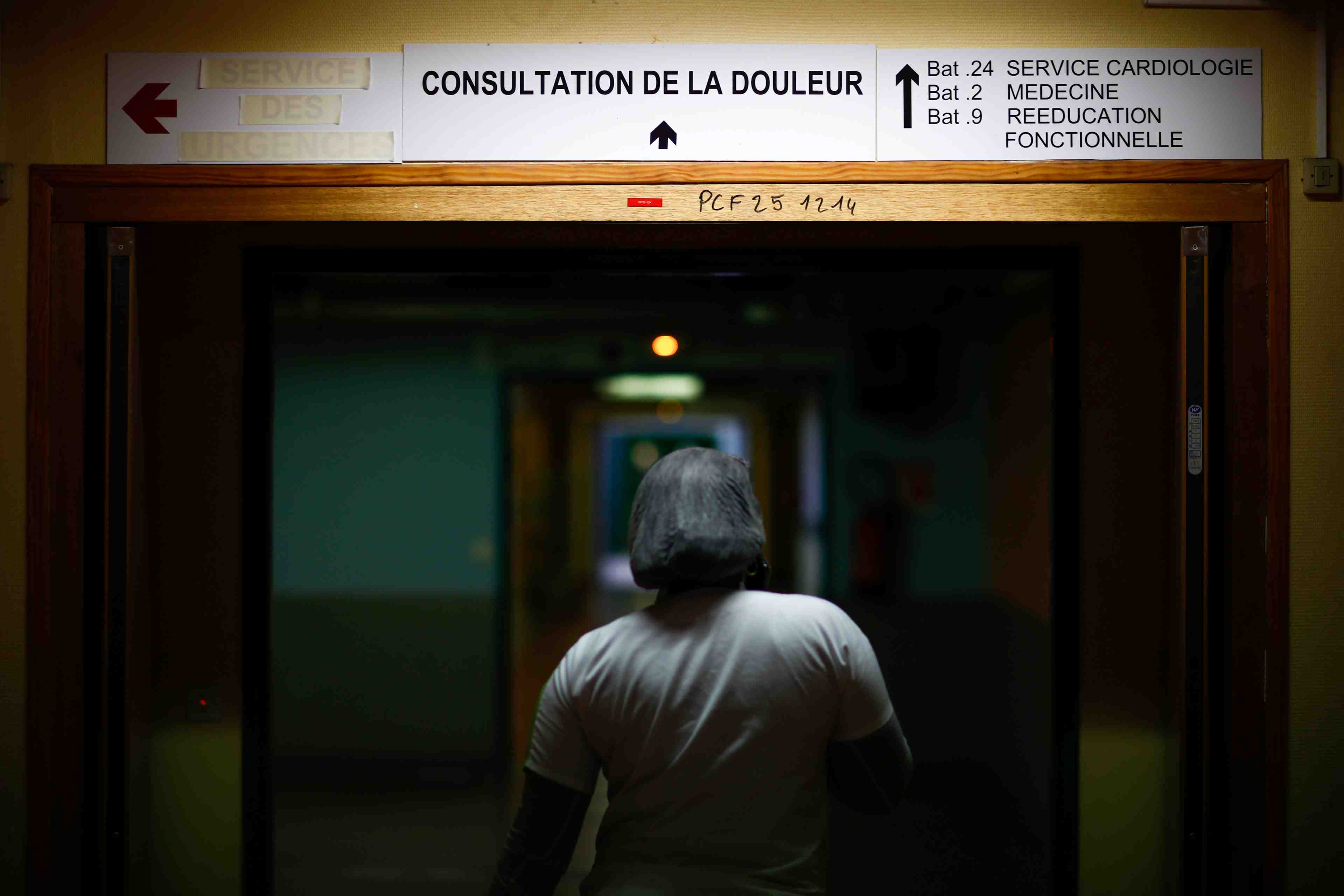 Coronavirus: la france est repassee au-dessus de 1.000 patients en reanimation